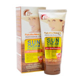 کرم ضد آفتاب بدون رنگ spf 70 مناسب برای انواع پوست ها حجم ۱۳۰ میل- قسطی